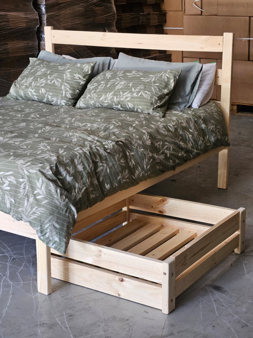 Solid Pine Trundle Storage Unit 📦