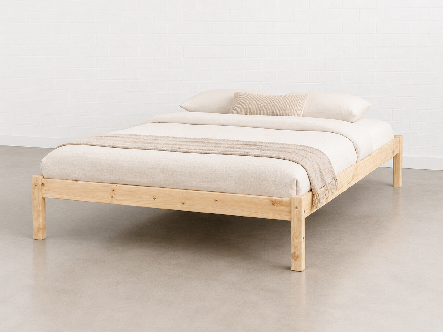 🛏️ Skala Solid Pine Bed Base